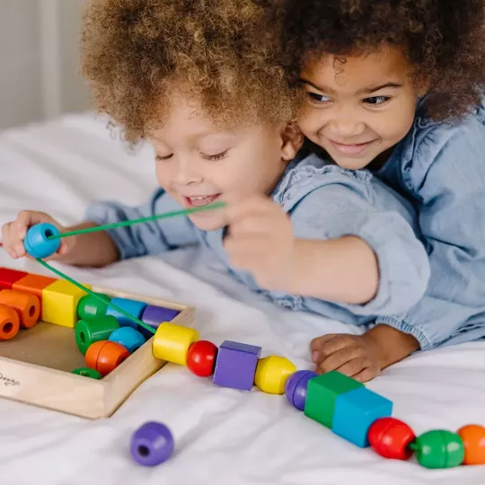 Coffret Grosses Perles à Lacer en Bois (30 Pièces) - Melissa & Doug